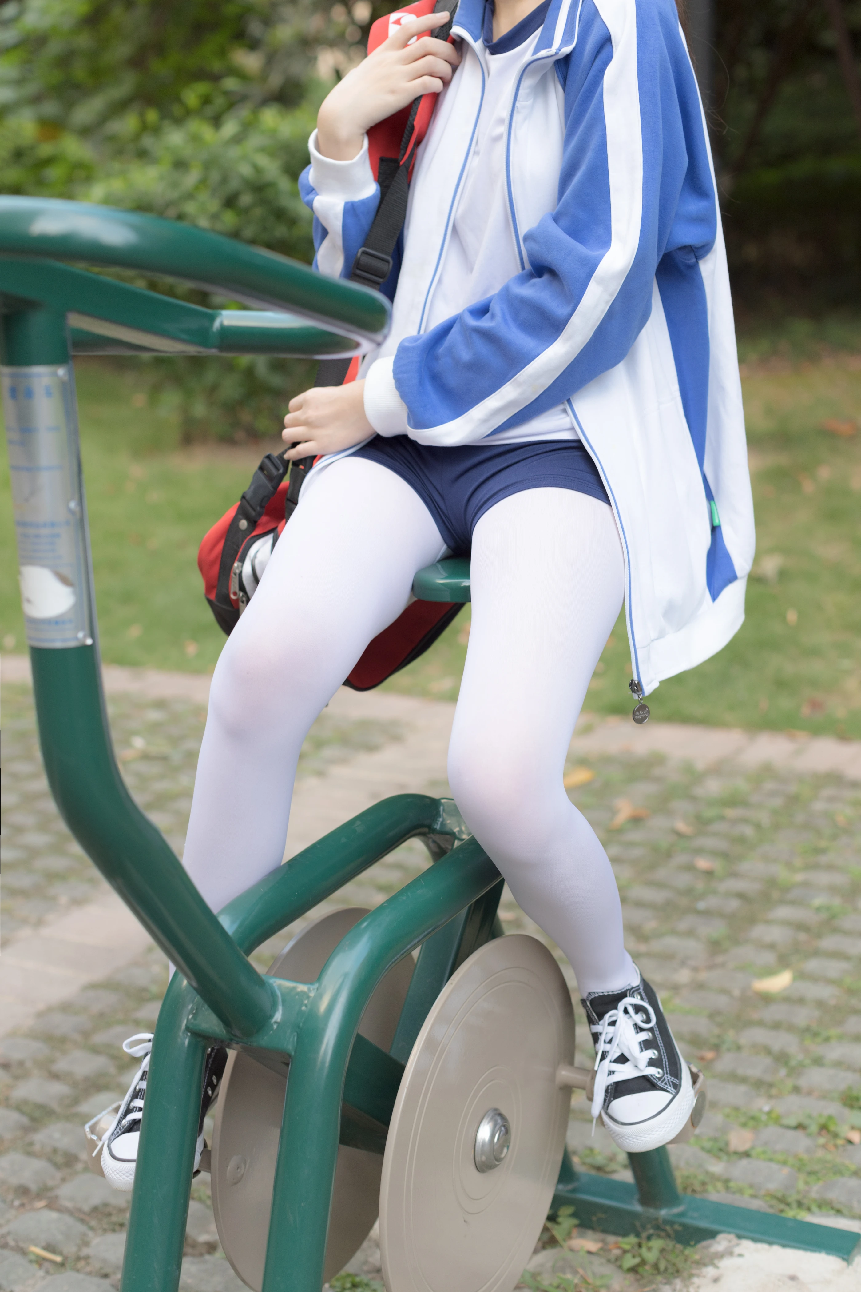 森萝财团 無料005 健身少女 [19P]插图5